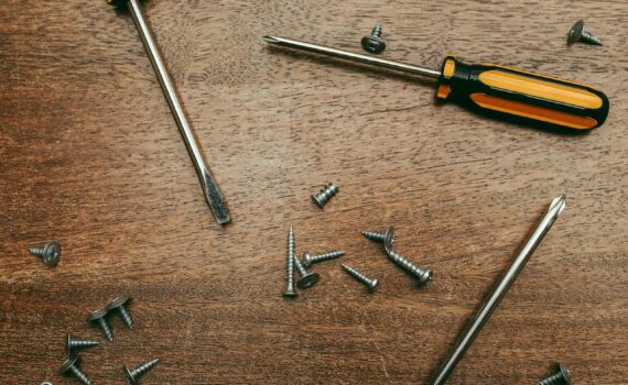 Best screwdriver set for professional