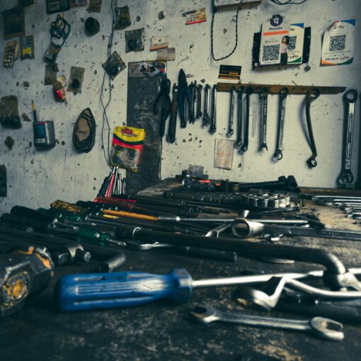 Hand tool safety tips