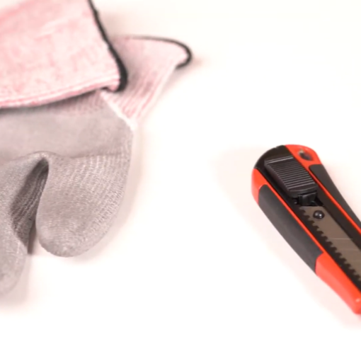 How to use a utility knife safely