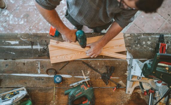 Power tool safety tips